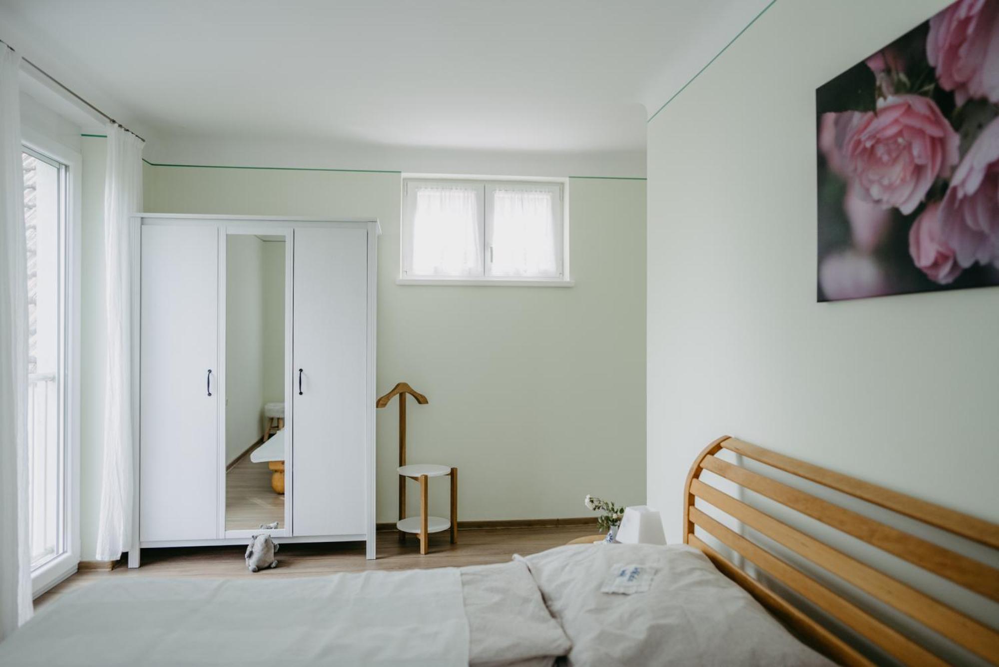 Ferienwohnung Morgensonne Schuetzen am Gebirge ภายนอก รูปภาพ